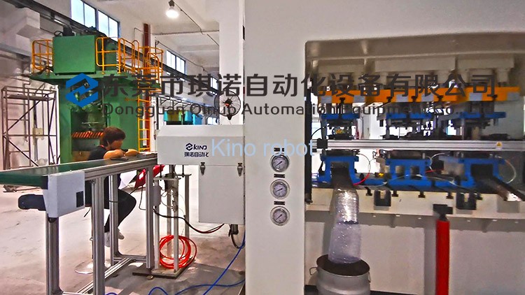 工業(yè)機(jī)器人 工業(yè)機(jī)器人