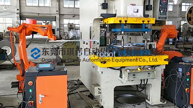 沖壓機(jī)械手 沖壓機(jī)械手